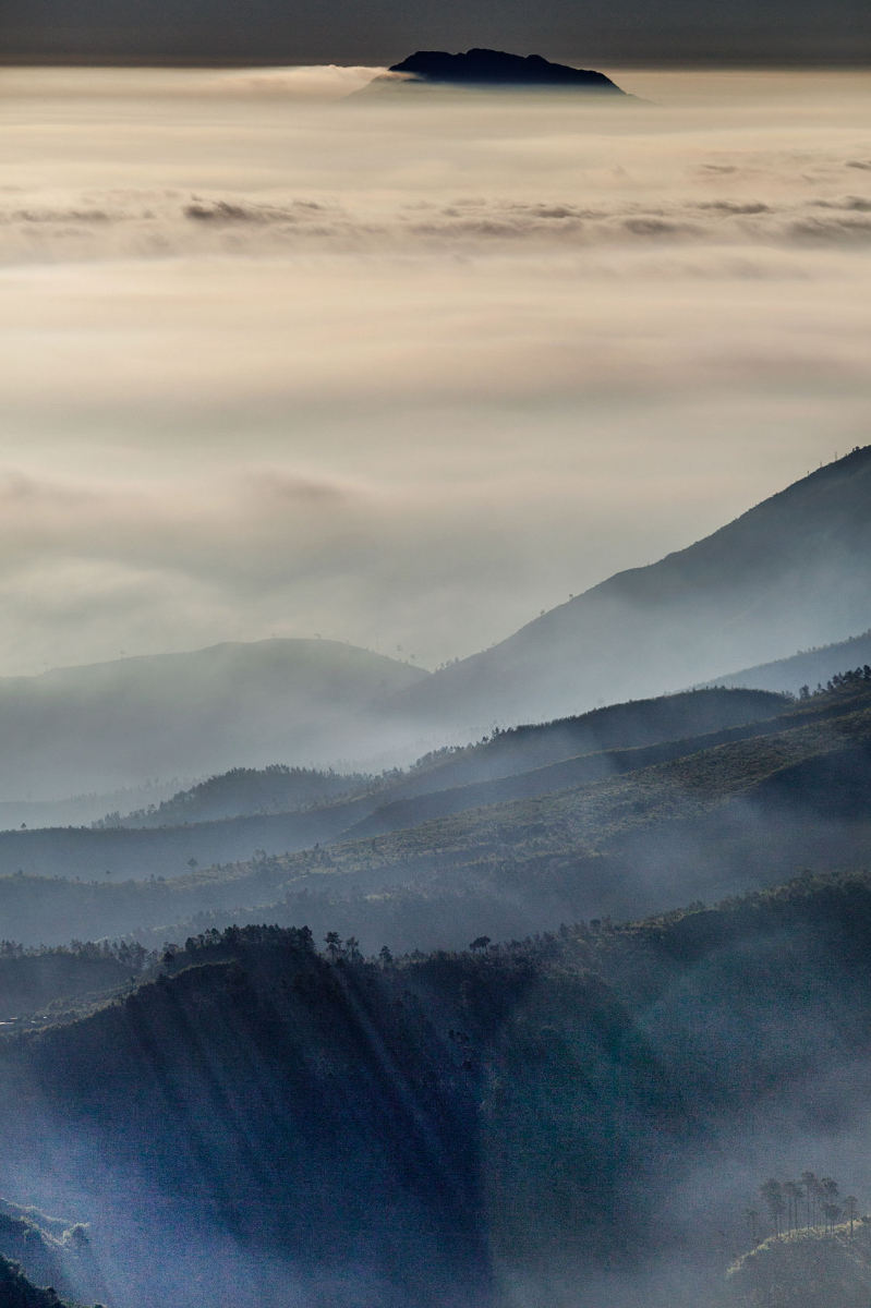 Layer and Mists from Sikunir